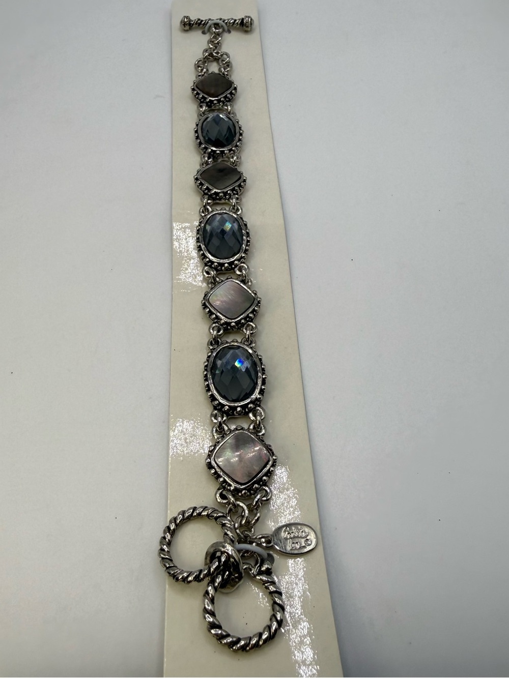 NWT Cookie Lee Blue Crystal & Faux Mother of Pearl Bracelet 8”